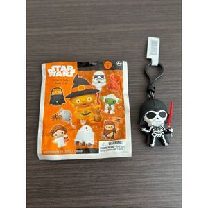 Star Wars Halloween Series 3 Bag Clip Keychain CHASE - Skeleton Vader